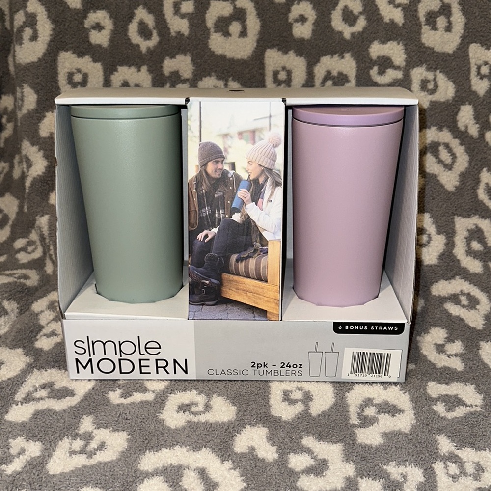New Simple Modern Classic Tumblers 24oz Stainless Steel (2 pack set) 😍